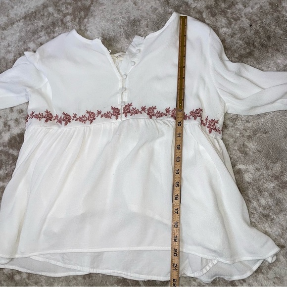 Orange Creek baby doll style 3/4 button down white embroidered boho flowy top - Picture 10 of 12